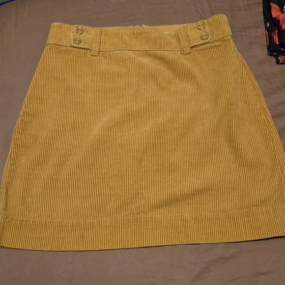 LOFT Tan A-Line Mini Skirt Work - Picture 2 of 8